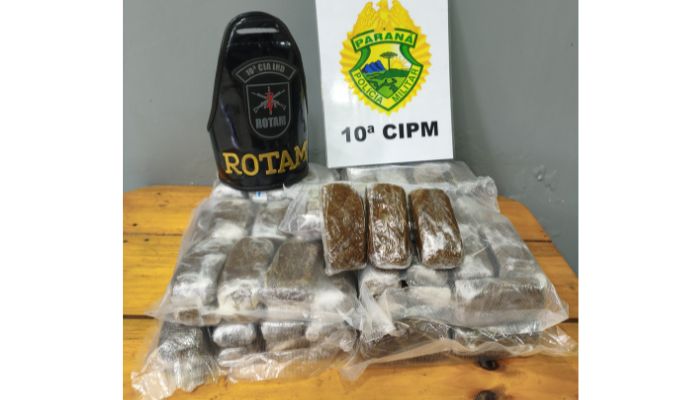 Foto - PMPR Laranjeiras – ROTAM apreende mais de 10kg de haxixe em ônibus